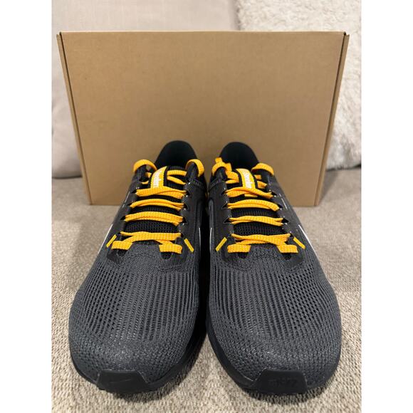 Sz 8.5 - Nike Pittsburgh Steelers Air Zoom Pegasus 40 - Picture 2 of 7